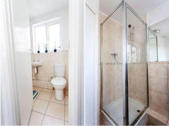 Camden Bnb Hotel Acomodação com café da manhã  3*